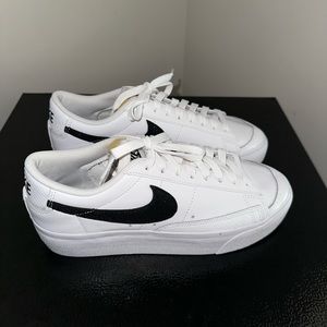 Nike Blazer Low Platform